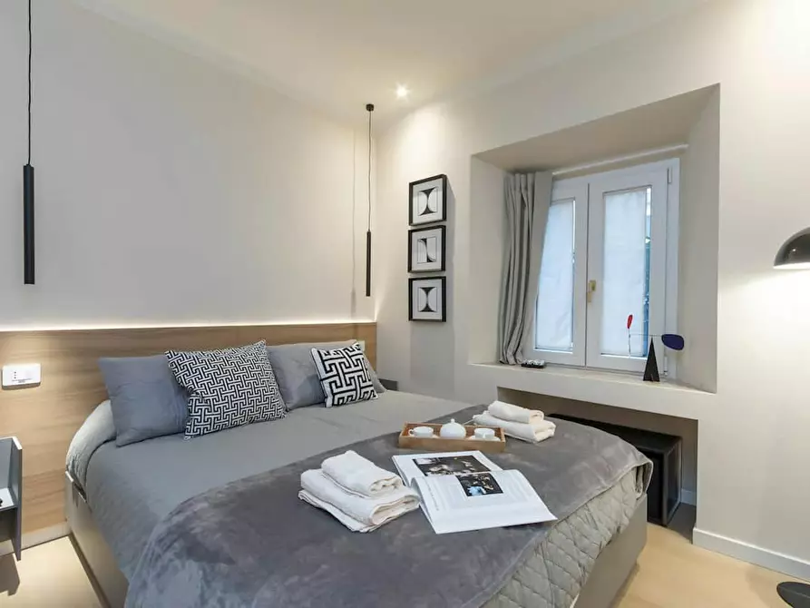 Immagine 1 di Appartamento in affitto  in Via Pontaccio a Milano