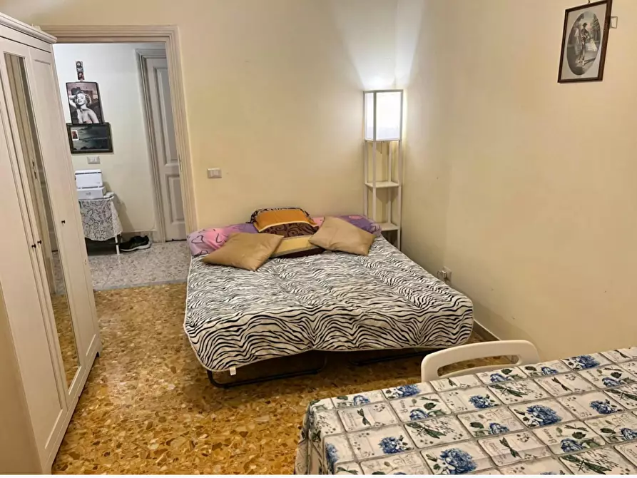 Immagine 5 di Camera in affitto  in Via Sebastiano Veniero a Roma