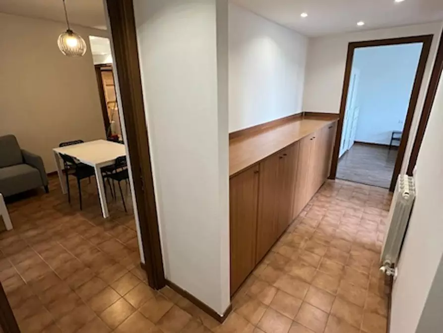 Immagine 8 di Camera in affitto  in Via Adamello a Vedano Al Lambro