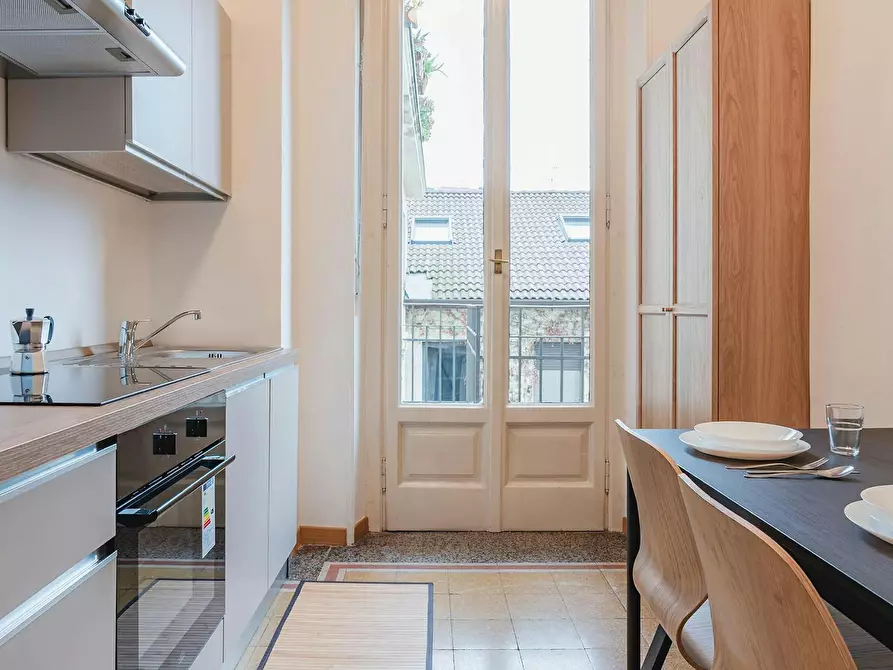 Immagine 8 di Camera in affitto  in Via Enrico Tazzoli a Milano