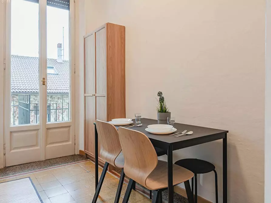 Immagine 10 di Camera in affitto  in Via Enrico Tazzoli a Milano