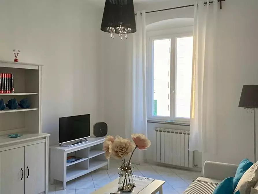 Immagine 2 di Camera in affitto  in Via Venezia a Genova