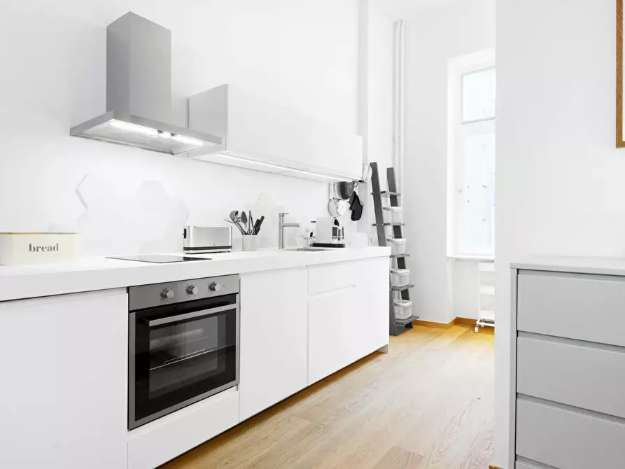 Immagine 9 di Appartamento in affitto  in Mommsenstraße a Berlin