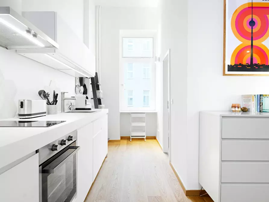 Immagine 10 di Appartamento in affitto  in Mommsenstraße a Berlin