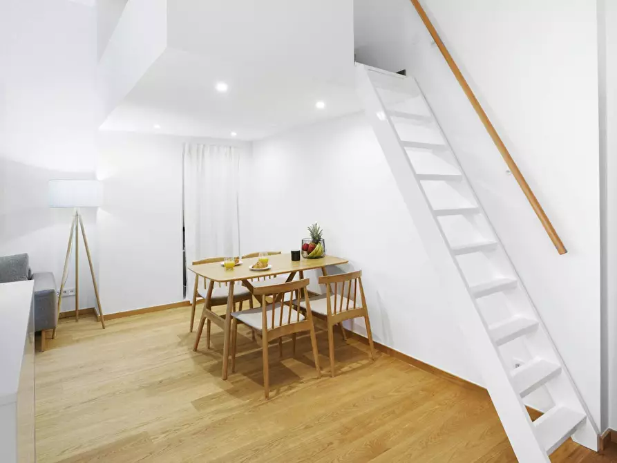 Immagine 5 di Appartamento in affitto  in Mommsenstraße a Berlin