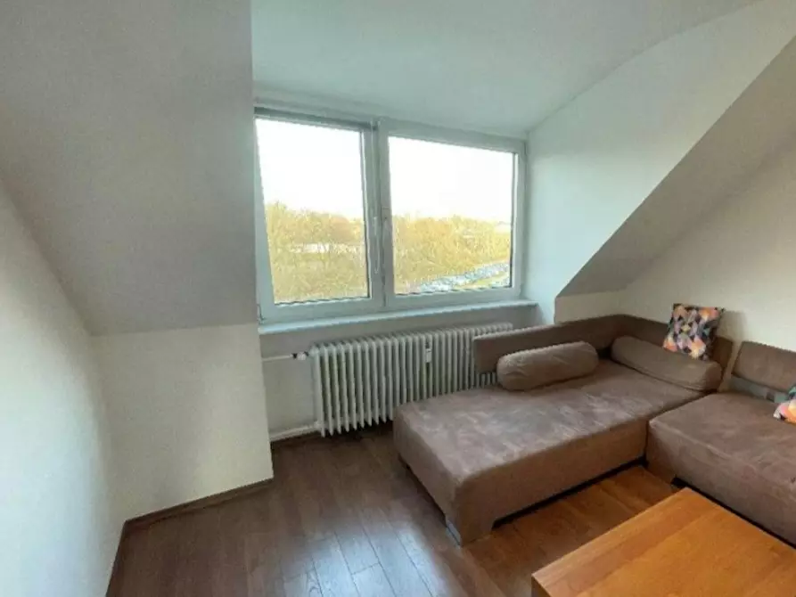 Immagine 4 di Appartamento in affitto  in Heerdter Landstraße a Düsseldorf
