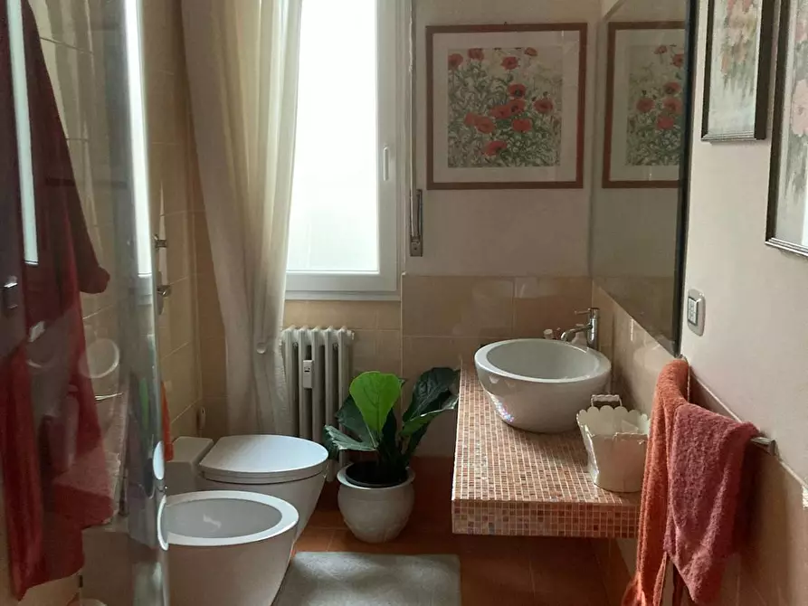 Immagine 4 di Camera in affitto  in Via Costanza a Milano