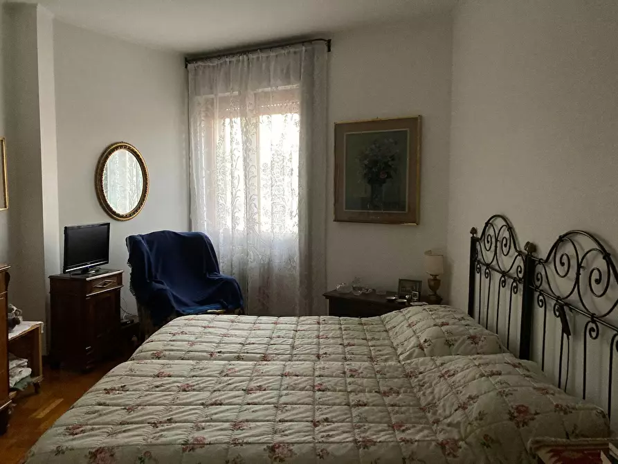 Immagine 10 di Camera in affitto  in Via Costanza a Milano