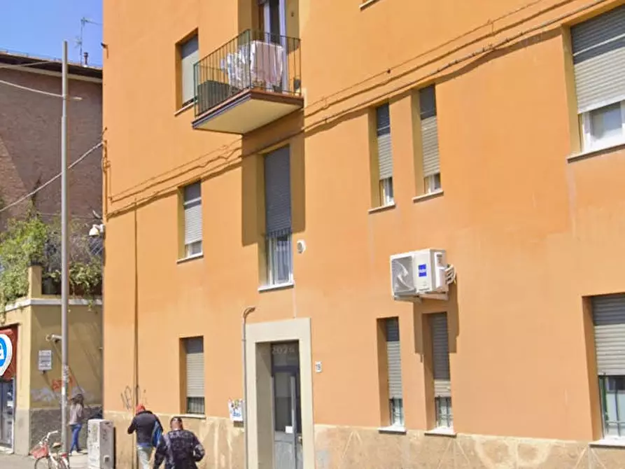 Immagine 4 di Appartamento in affitto  in Via de' Carracci a Bologna