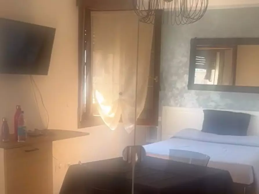 Immagine 2 di Appartamento in affitto  in Via de' Carracci a Bologna