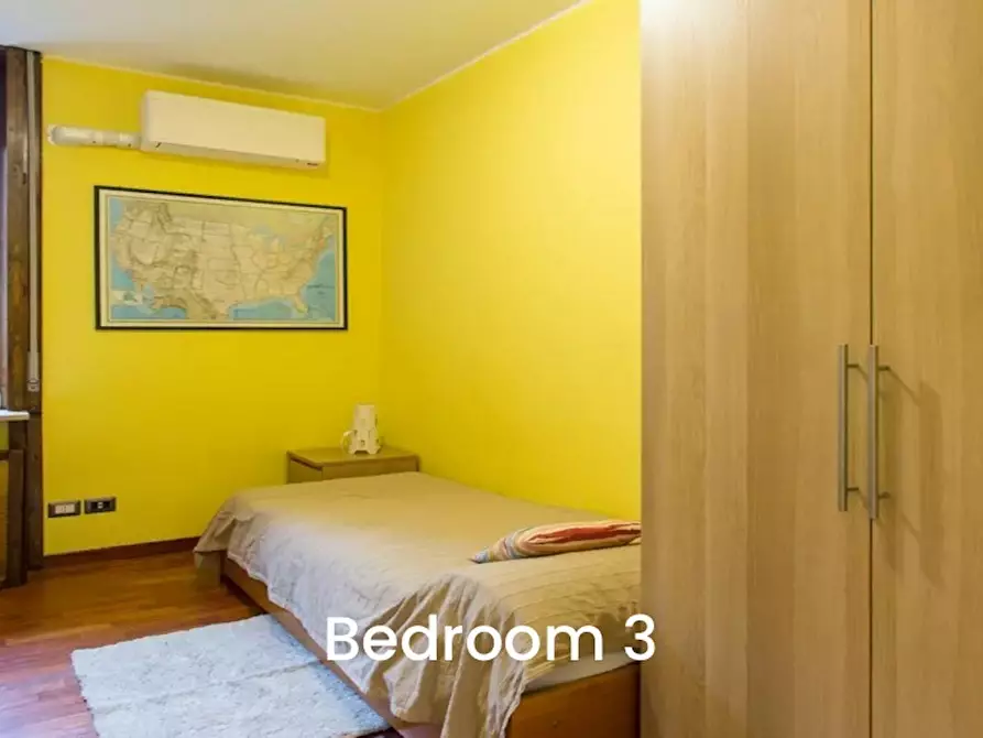 Immagine 2 di Camera in affitto  in Via Andrea Maria Ampère a Milano