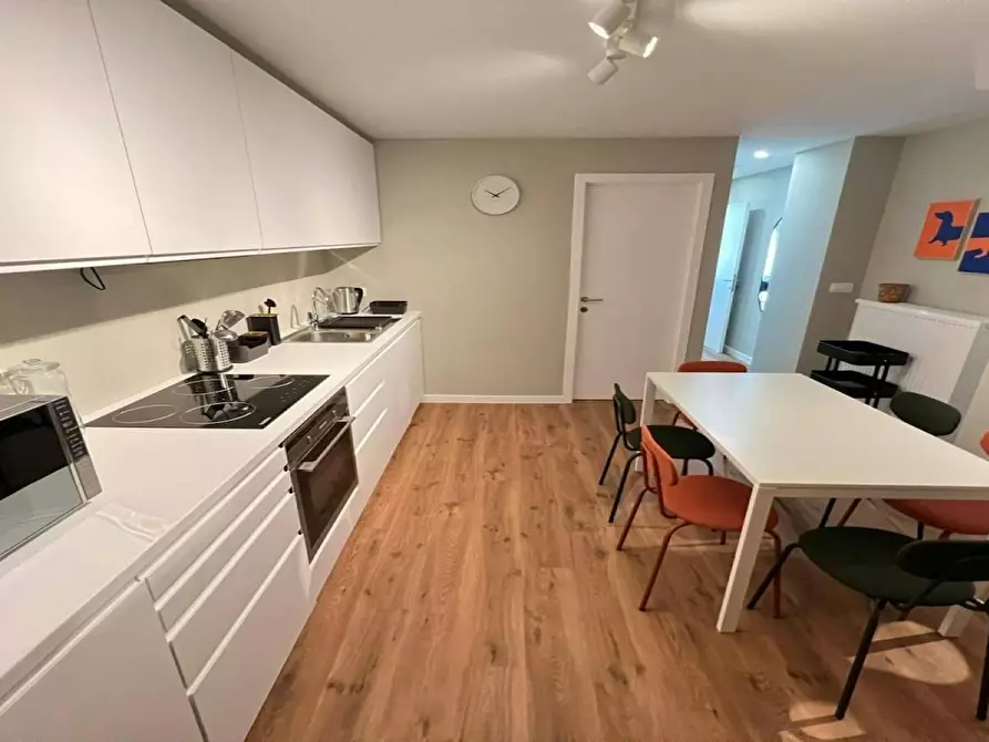 Immagine 10 di Camera in affitto  in Rue de la Meuse a Molenbeek-Saint-Jean