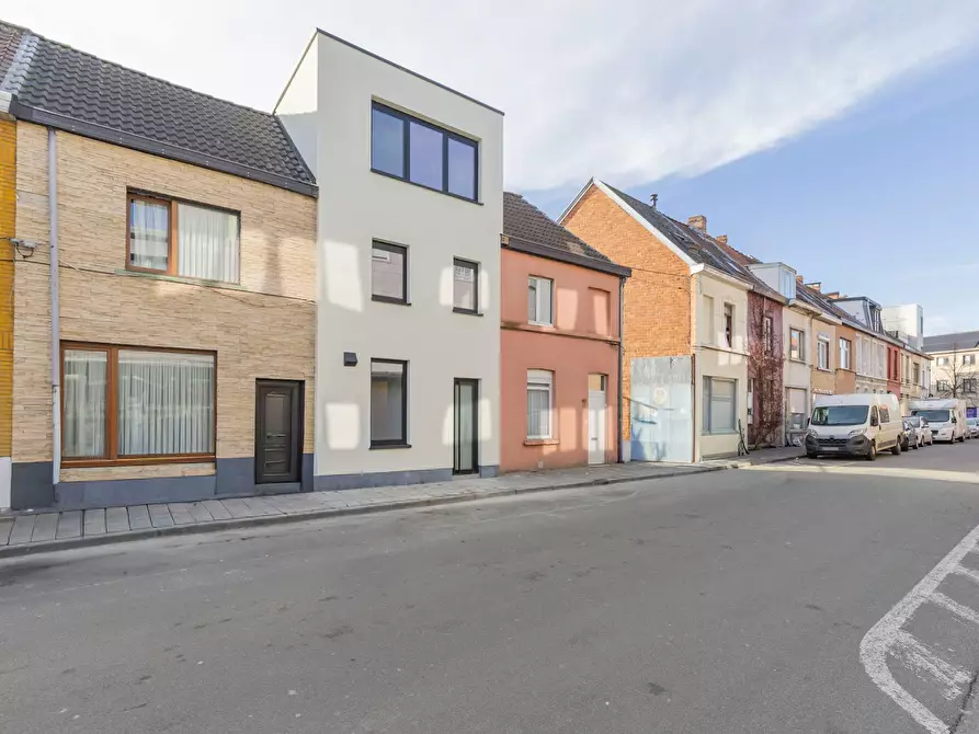 Immagine 9 di Casa indipendente in affitto  in Jean Béthunestraat a Sint-Amandsberg