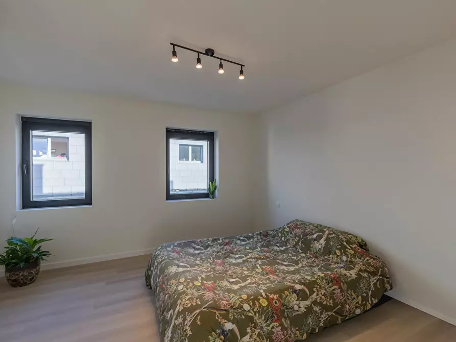 Immagine 8 di Casa indipendente in affitto  in Jean Béthunestraat a Sint-Amandsberg