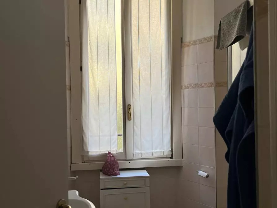 Immagine 6 di Camera in affitto  in Via Olindo Guerrini a Milano