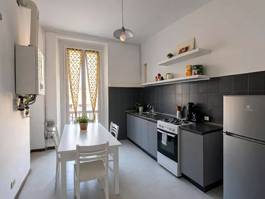 Immagine 3 di Camera in affitto  in Via Pietro Borsieri a Milano