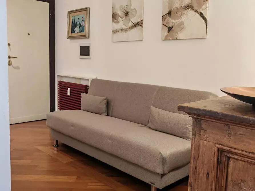 Immagine 5 di Appartamento in affitto  in Viale della Serenissima a Roma