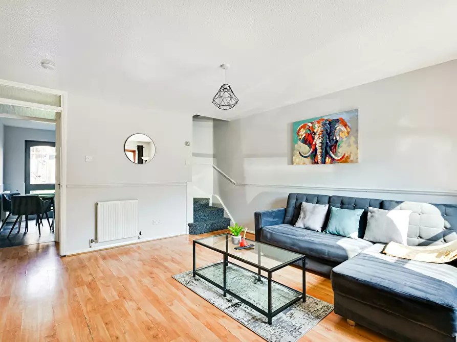 Immagine 2 di Casa indipendente in affitto  in Purdy Street a Poplar