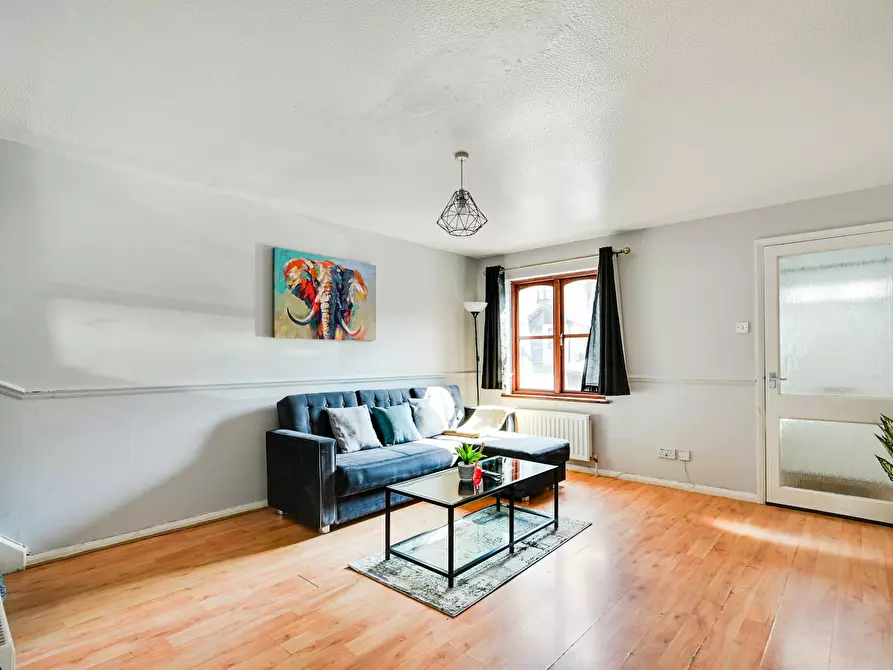Immagine 1 di Casa indipendente in affitto  in Purdy Street a Poplar