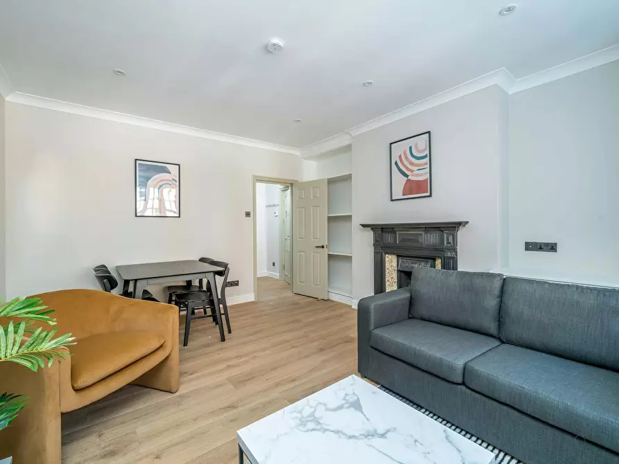 Immagine 6 di Appartamento in affitto  in Candover Street a Paddington