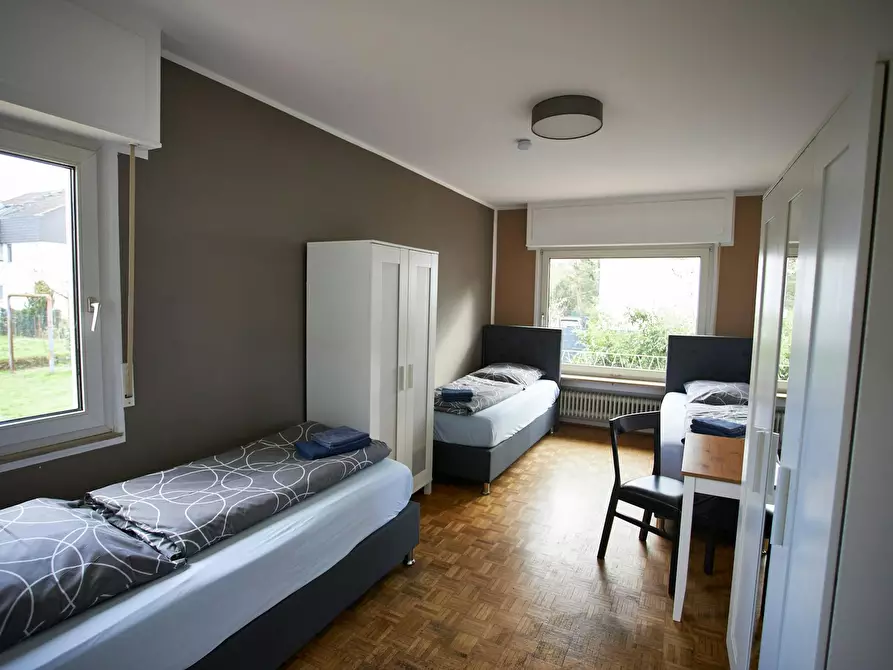 Immagine 2 di Casa indipendente in affitto  in Bischofsheimer Weg a Offenbach