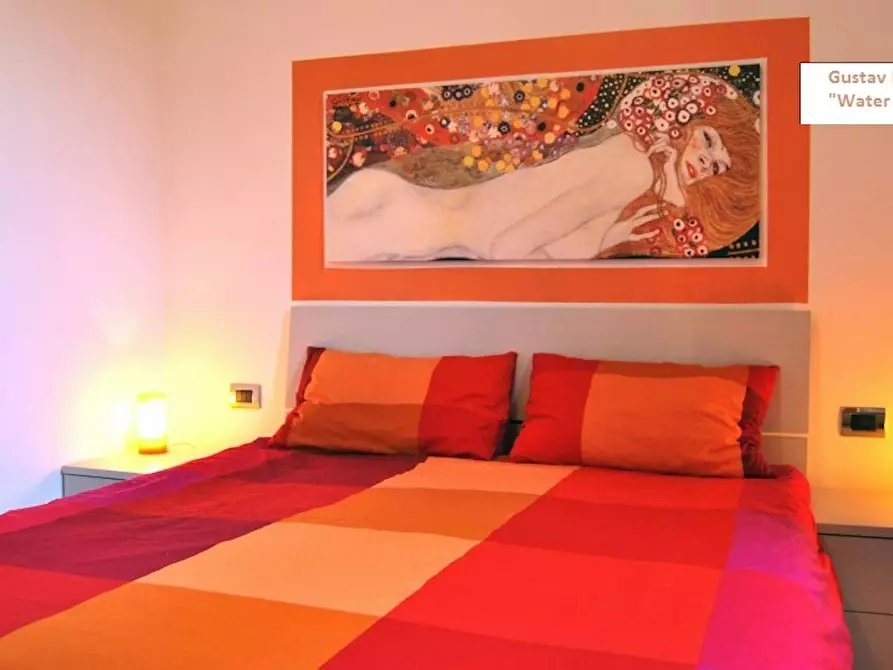 Immagine 6 di Appartamento in affitto  in Via Garegnano a Milano