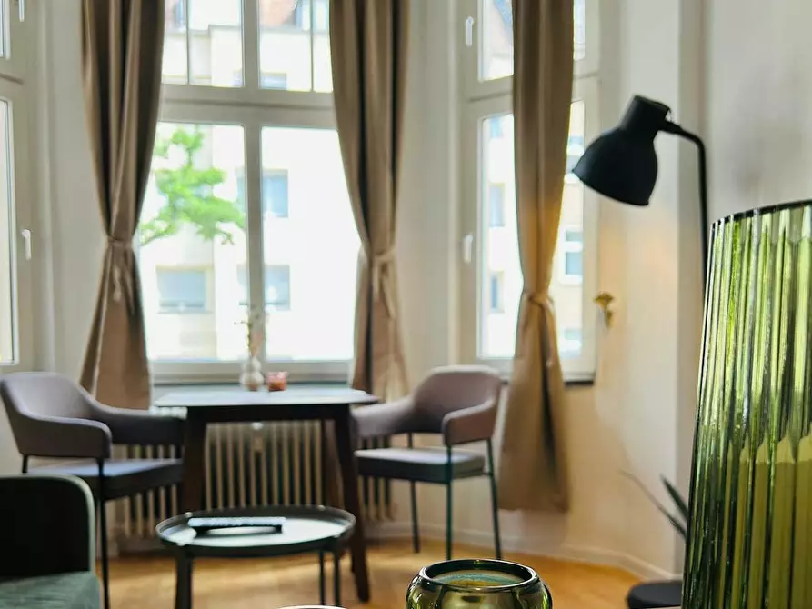 Immagine 2 di Appartamento in affitto  in Hüttenstraße a Düsseldorf