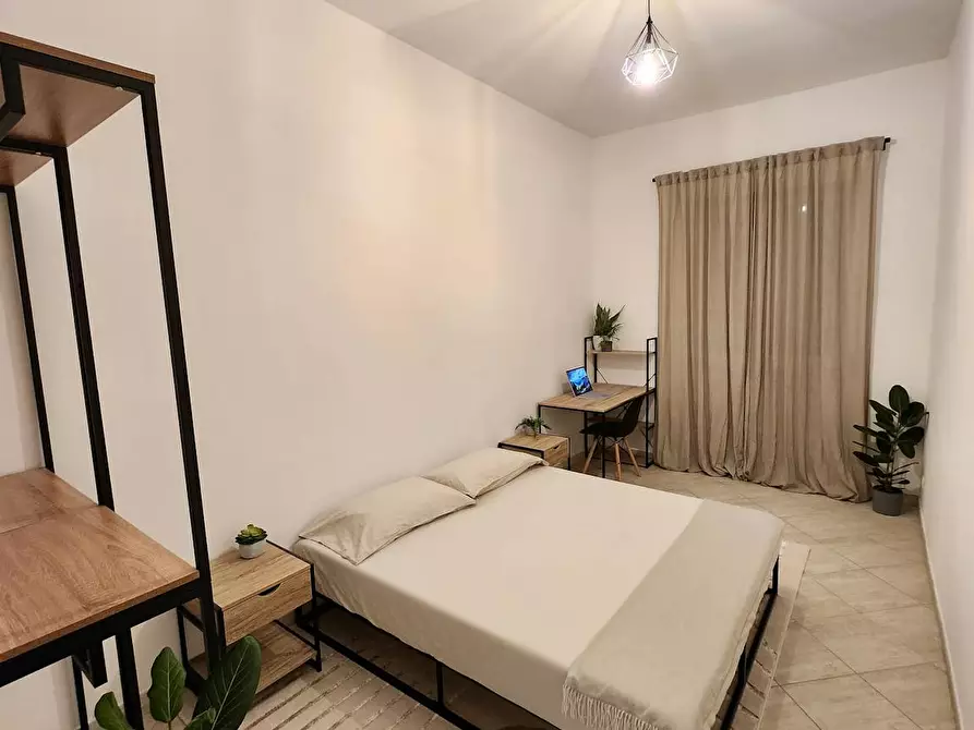 Immagine 1 di Camera in affitto  in Via Baucina a Roma