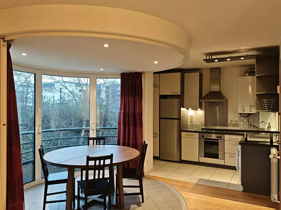 Immagine 1 di Appartamento in affitto  in Rue Jean Jacques Rousseau a Issy-les-Moulineaux