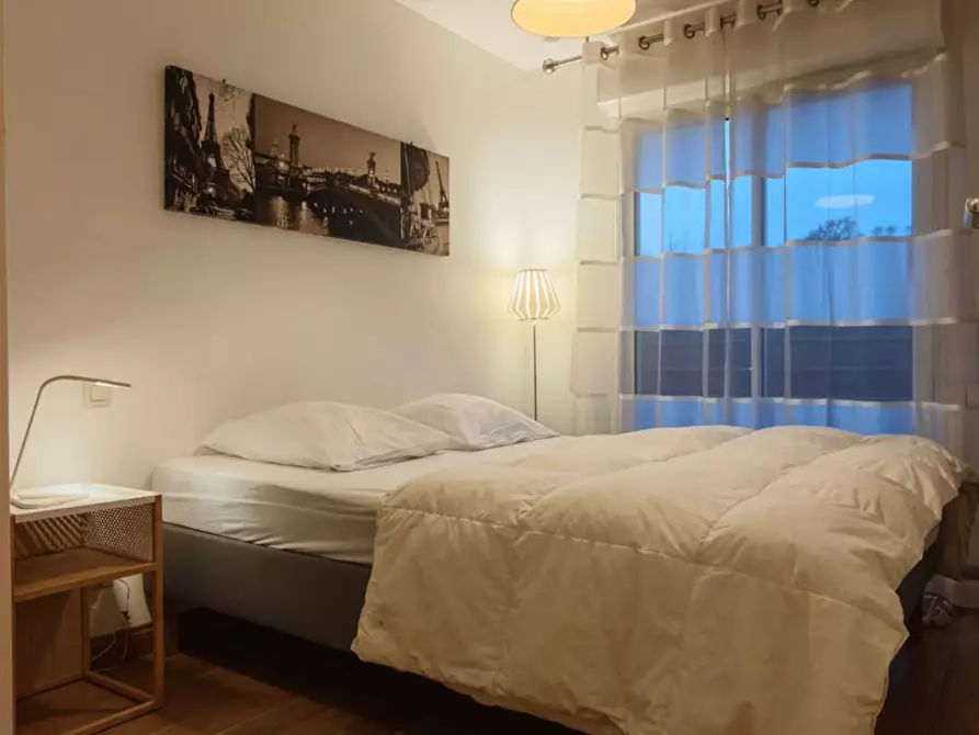 Immagine 3 di Appartamento in affitto  in Rue Jean Jacques Rousseau a Issy-les-Moulineaux