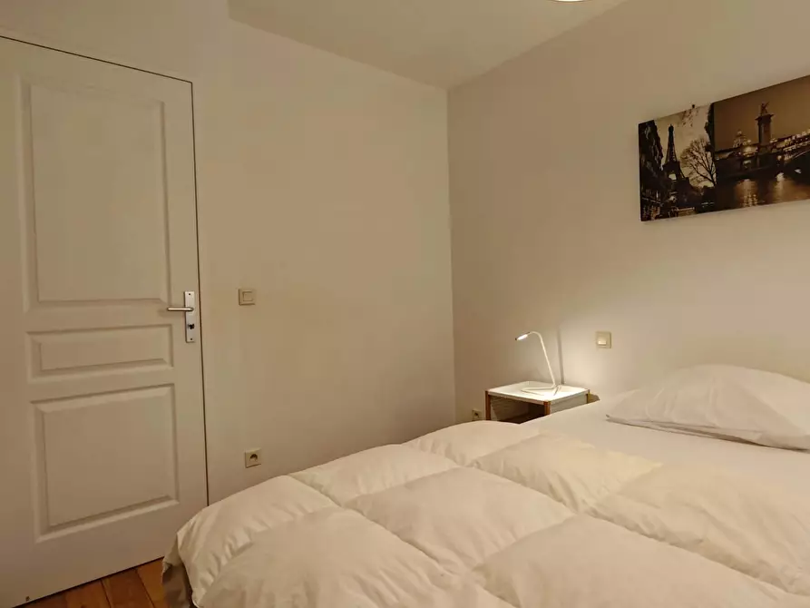 Immagine 7 di Appartamento in affitto  in Rue Jean Jacques Rousseau a Issy-les-Moulineaux