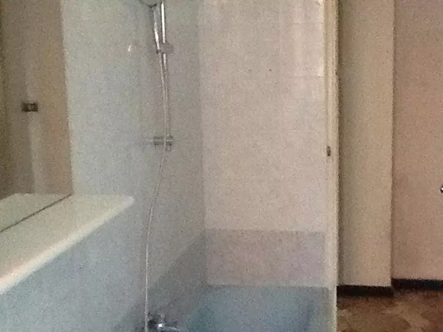 Immagine 4 di Camera in affitto  in Via Privata Ebro a Milano