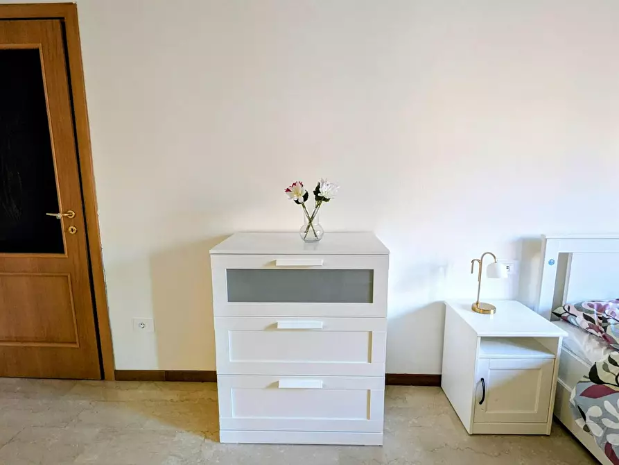 Immagine 7 di Camera in affitto  in Via Mar Nero a Milano