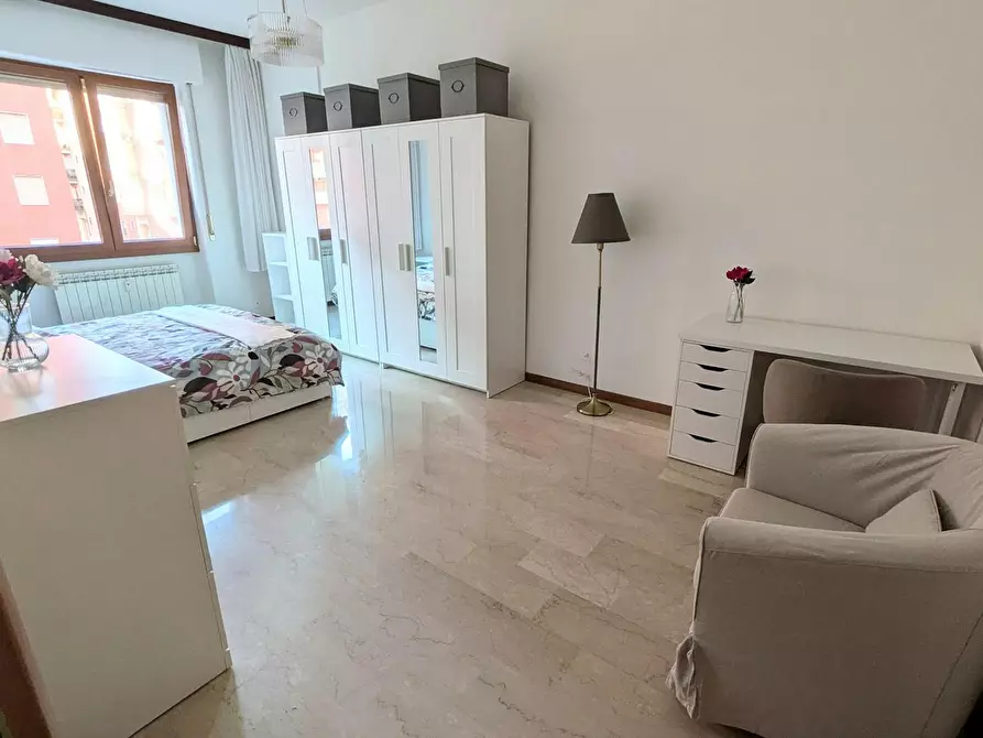 Immagine 3 di Camera in affitto  in Via Mar Nero a Milano