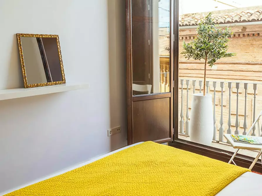 Immagine 10 di Appartamento in affitto  in Carrer dels Cavallers a Valencia