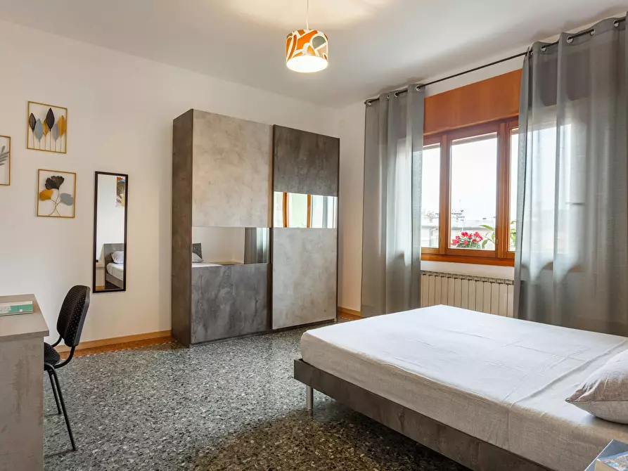 Immagine 3 di Camera in affitto  in Via Servi di Maria a Venezia