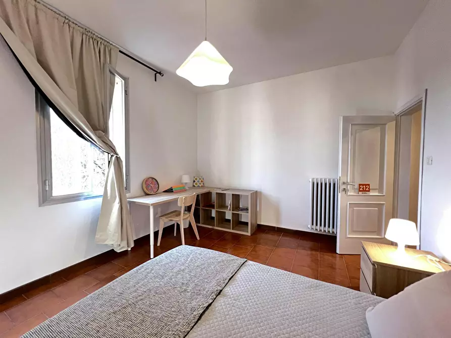 Immagine 9 di Camera in affitto  in Via Severino Ferrari a Bologna