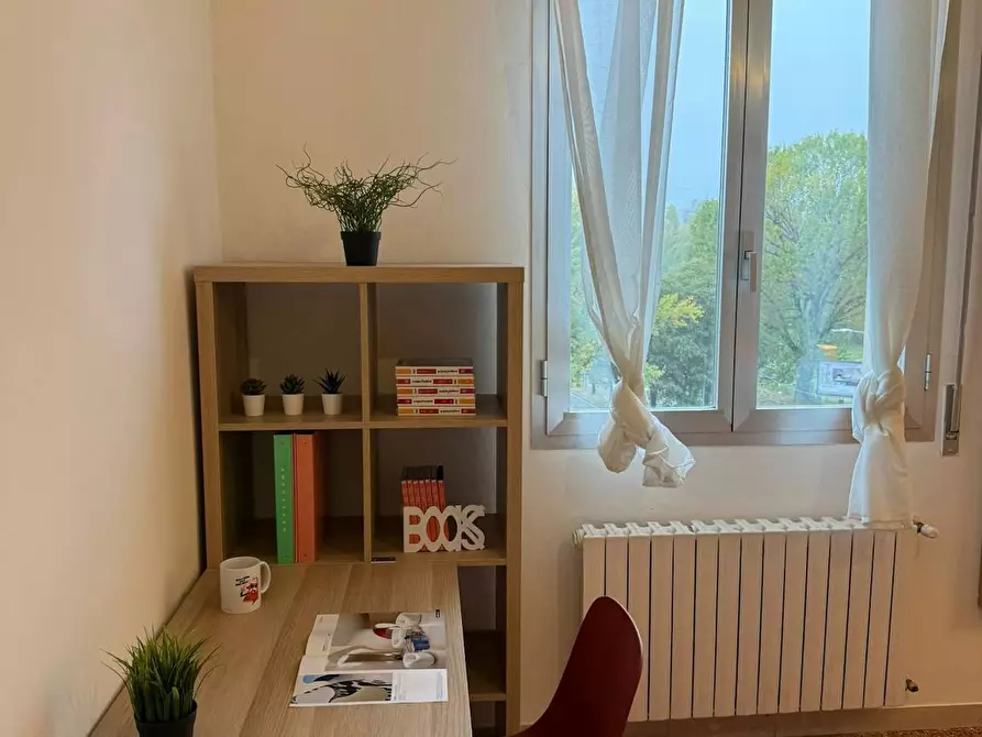 Immagine 2 di Camera in affitto  in Via Giovanni Francesco Barbieri a Bologna