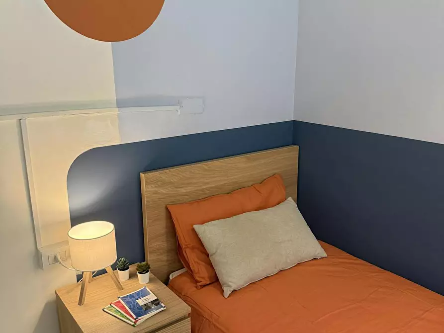 Immagine 3 di Camera in affitto  in Via Francesco Todaro a Bologna