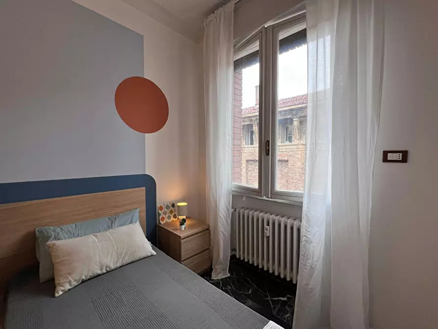 Immagine 7 di Camera in affitto  in Via Santa Maria Maggiore a Bologna