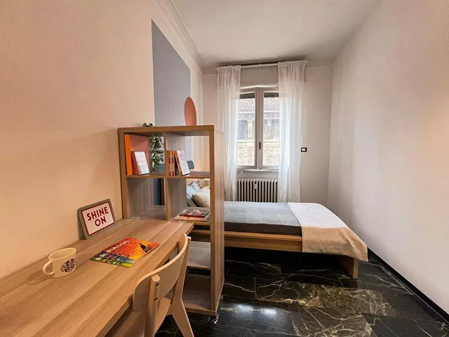 Immagine 10 di Camera in affitto  in Via Santa Maria Maggiore a Bologna