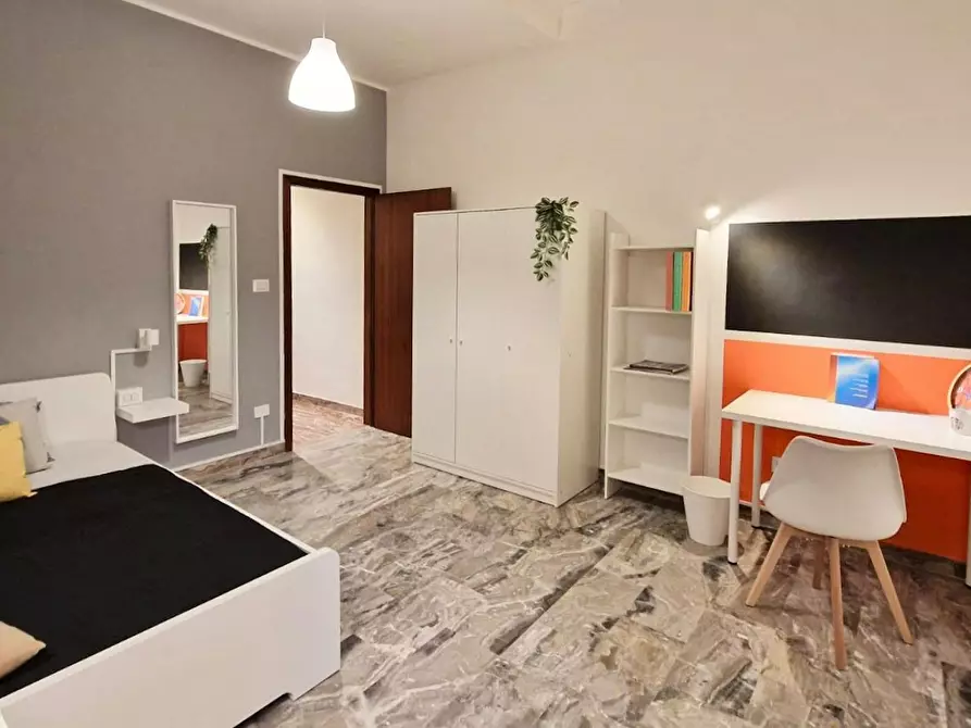 Immagine 4 di Camera in affitto  in Via Ferrarese a Bologna