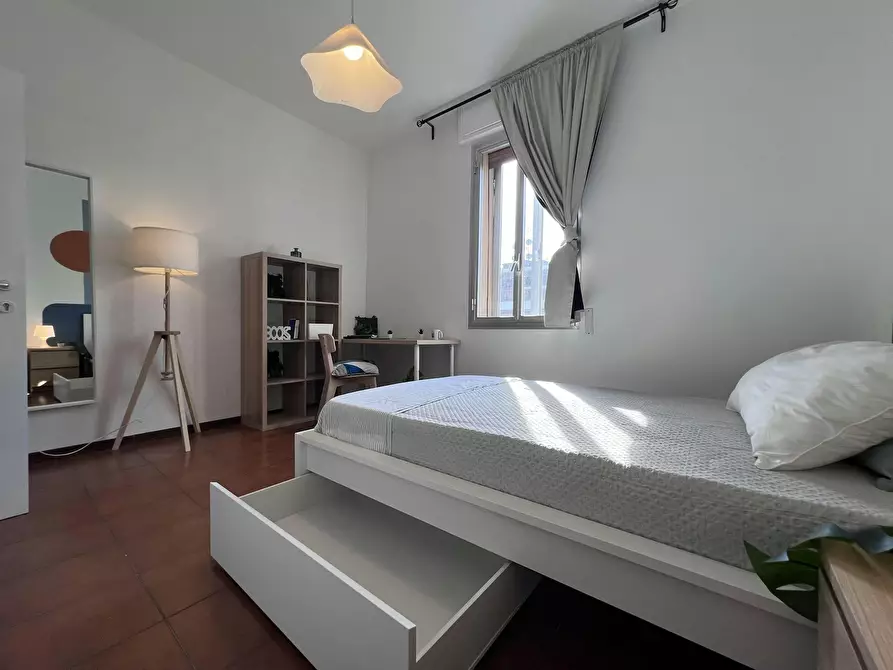 Immagine 5 di Camera in affitto  in Via Severino Ferrari a Bologna