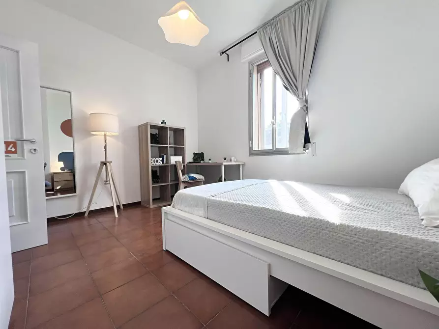 Immagine 4 di Camera in affitto  in Via Severino Ferrari a Bologna