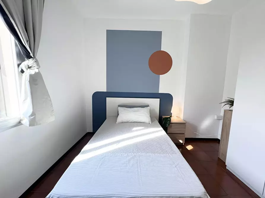 Immagine 3 di Camera in affitto  in Via Severino Ferrari a Bologna