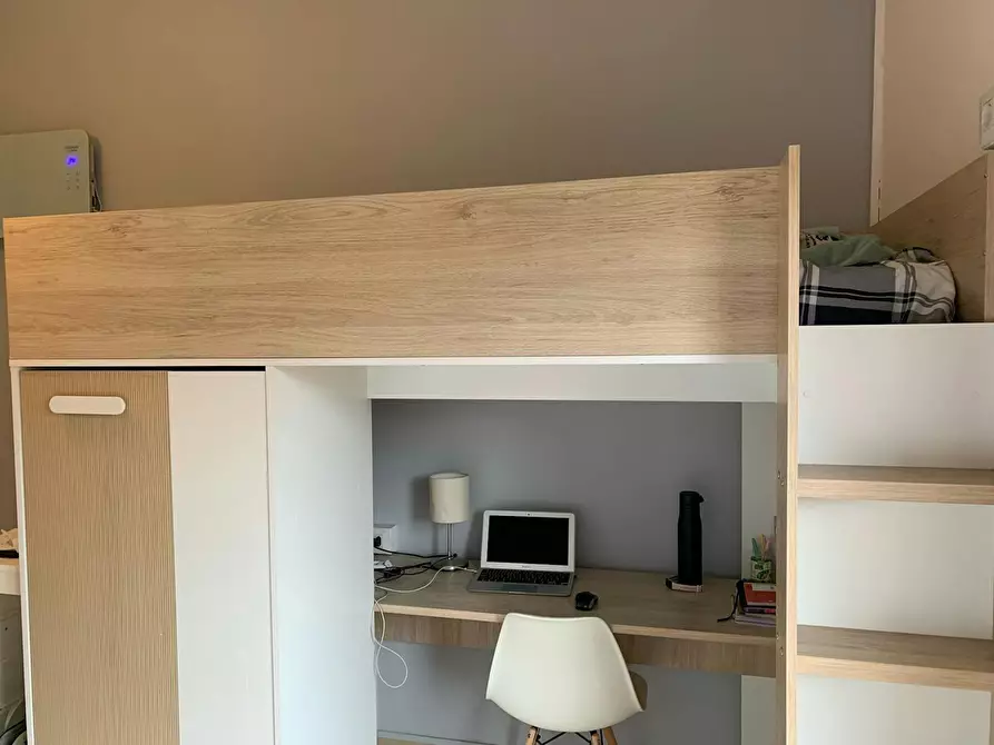 Immagine 7 di Camera in affitto  in Via della Torretta a Bologna