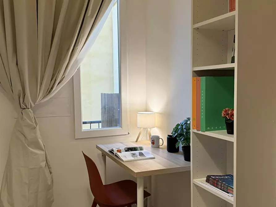 Immagine 2 di Camera in affitto  in Via Francesco Todaro a Bologna