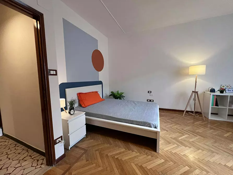 Immagine 10 di Camera in affitto  in Via Santa Maria Maggiore a Bologna
