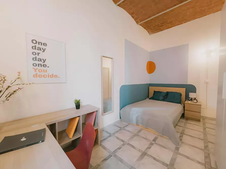 Immagine 1 di Camera in affitto  in Via Nicolò Pisano a Bologna