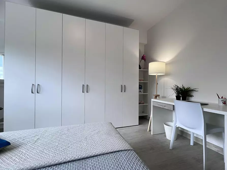 Immagine 4 di Camera in affitto  in Via Genova a Bologna